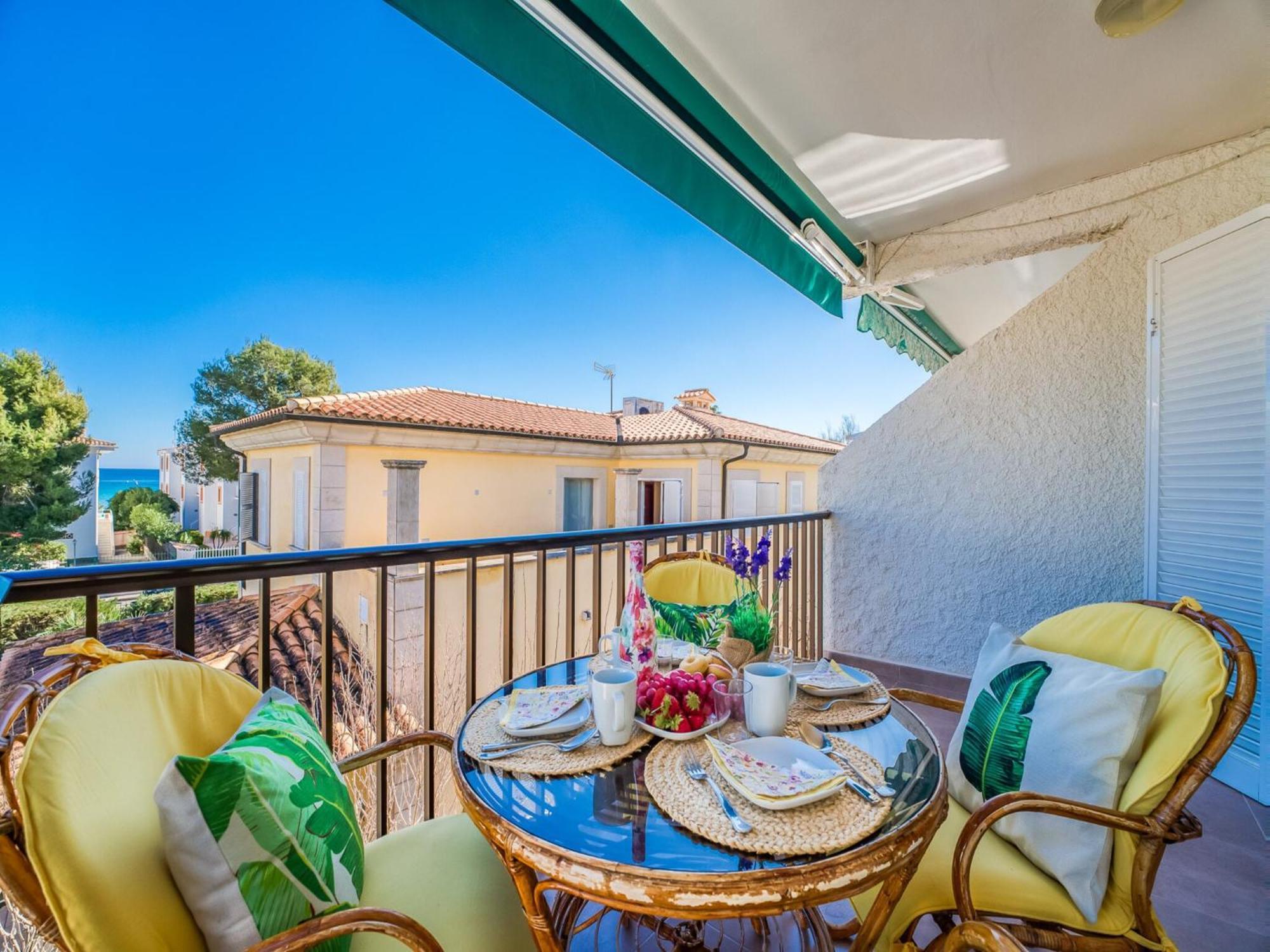 Apartment 2 Bedroom Spacious Apartment, Majorca Alcúdia